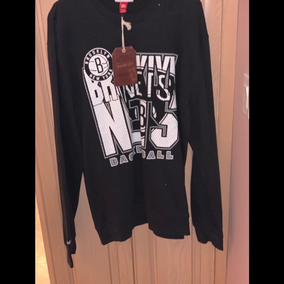 Men’s black long sleeve Brooklyn nets shirt - Picture 2 of 2